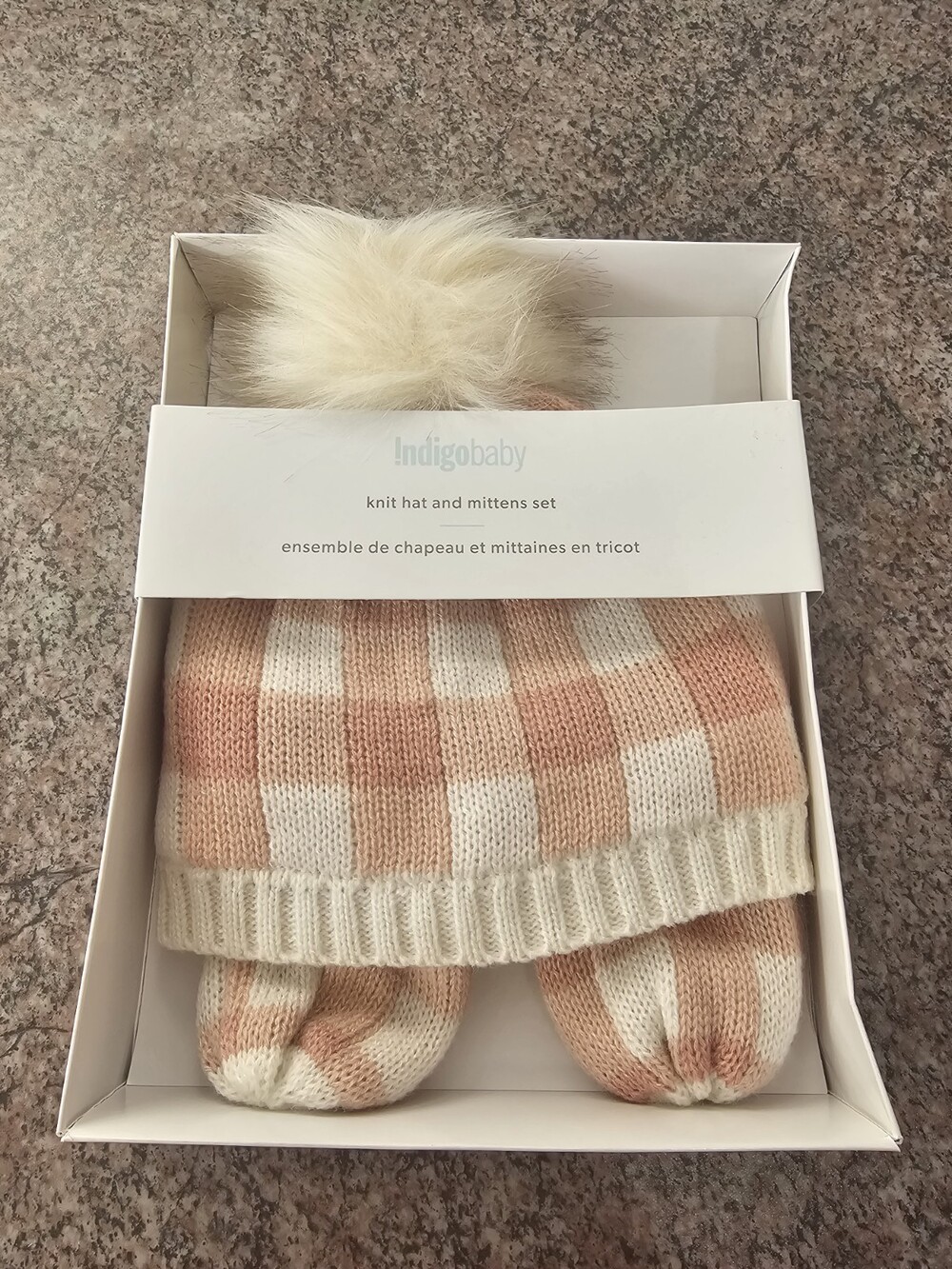 Indigobaby knit hat and mittens set